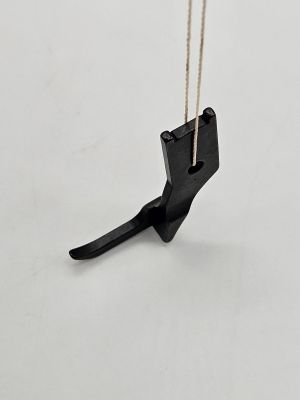 ZJ246 Лапка внешняя 1-рожковая 10078573 (original)
